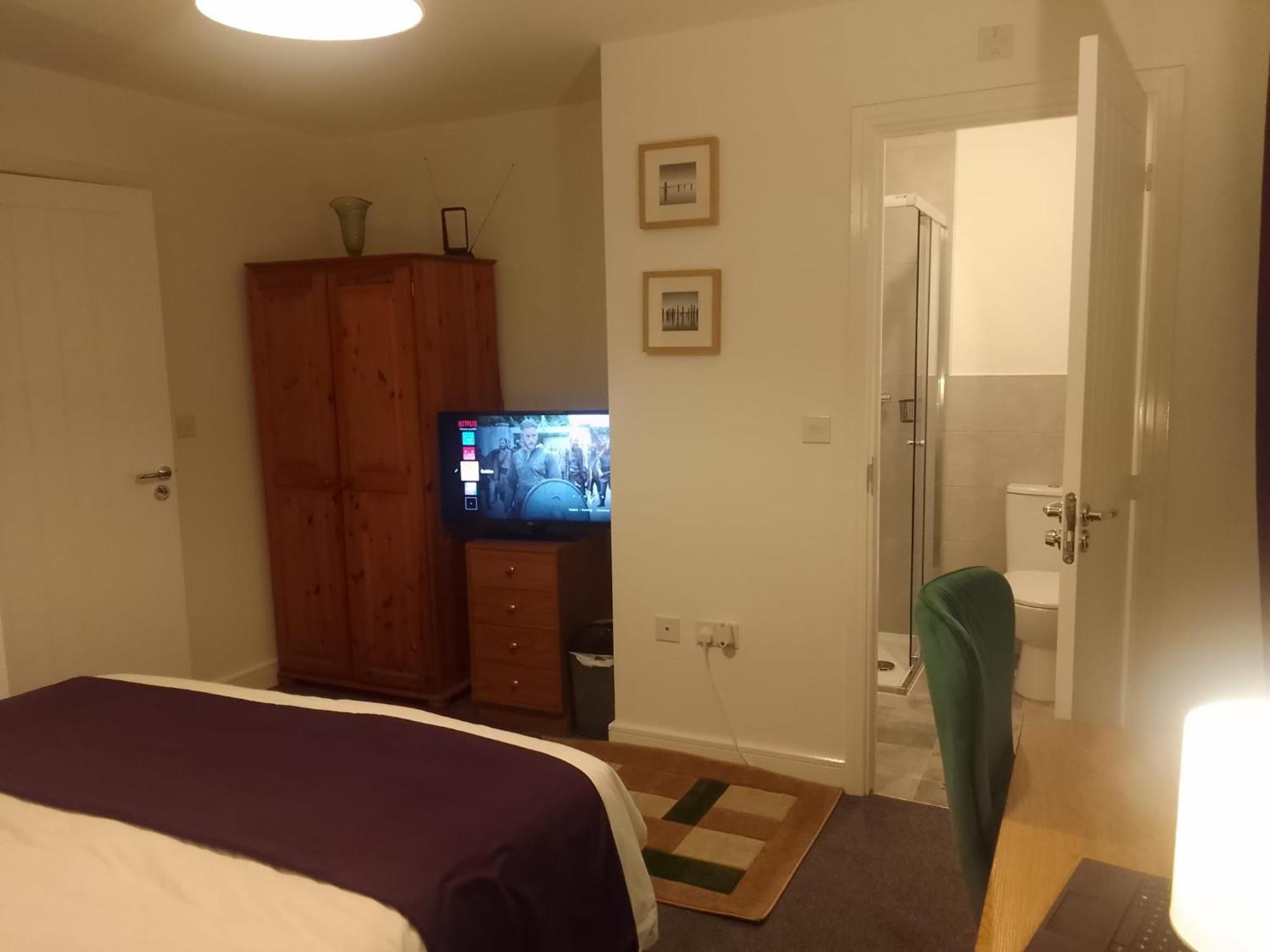 Cosy Stay In Walsall By Ideal Home Bloxwich Buitenkant foto