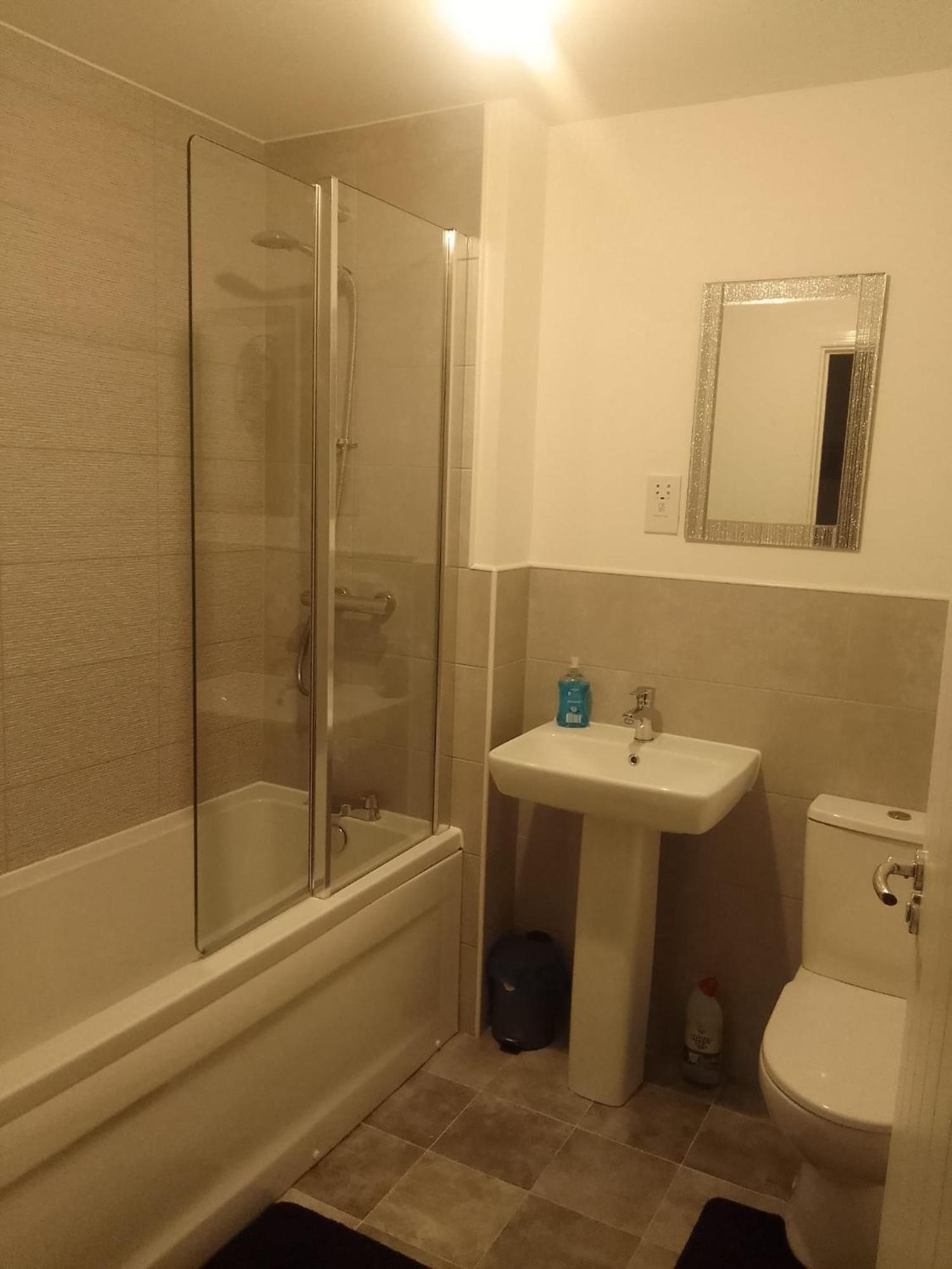 Cosy Stay In Walsall By Ideal Home Bloxwich Buitenkant foto