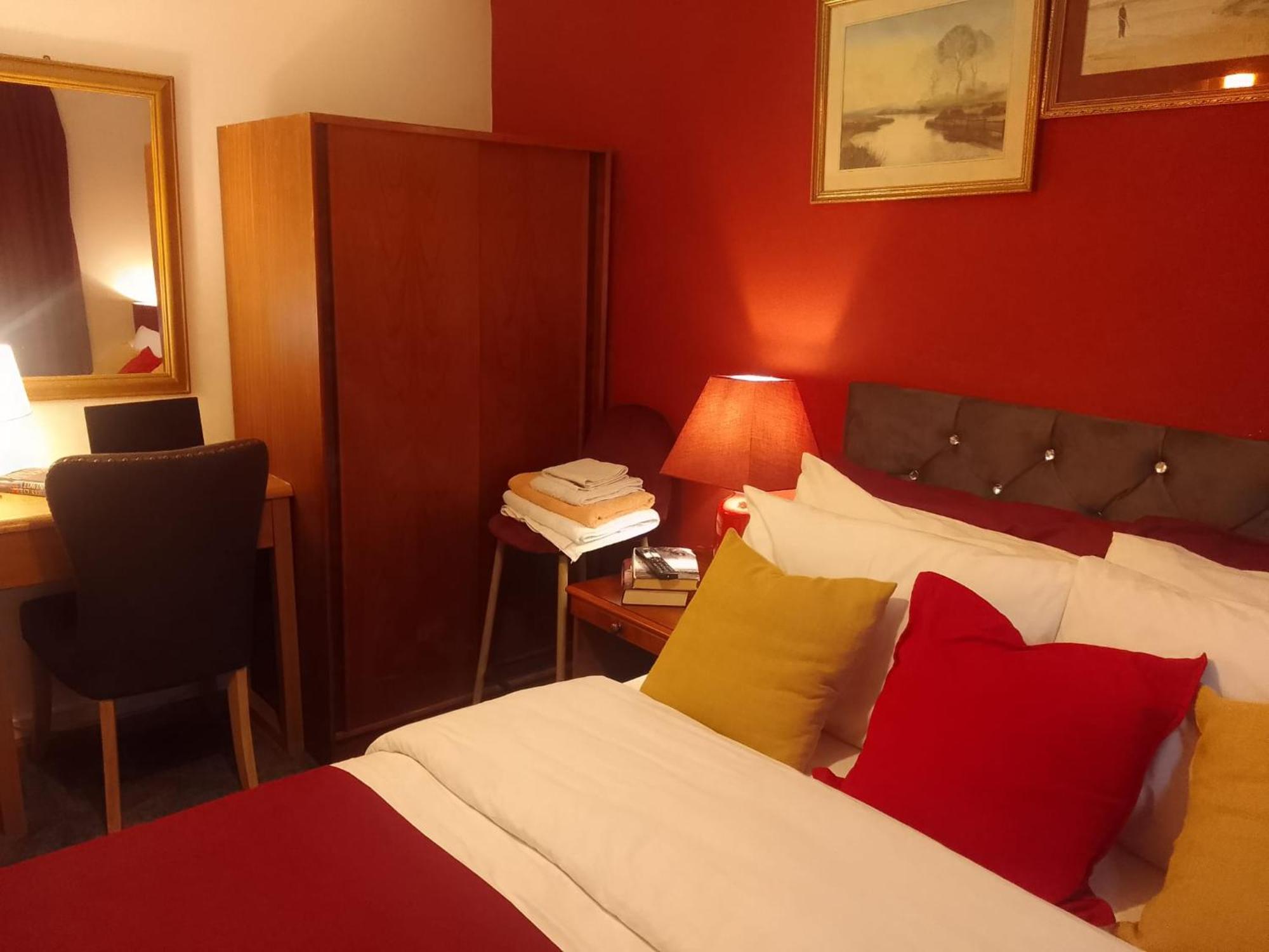 Cosy Stay In Walsall By Ideal Home Bloxwich Buitenkant foto