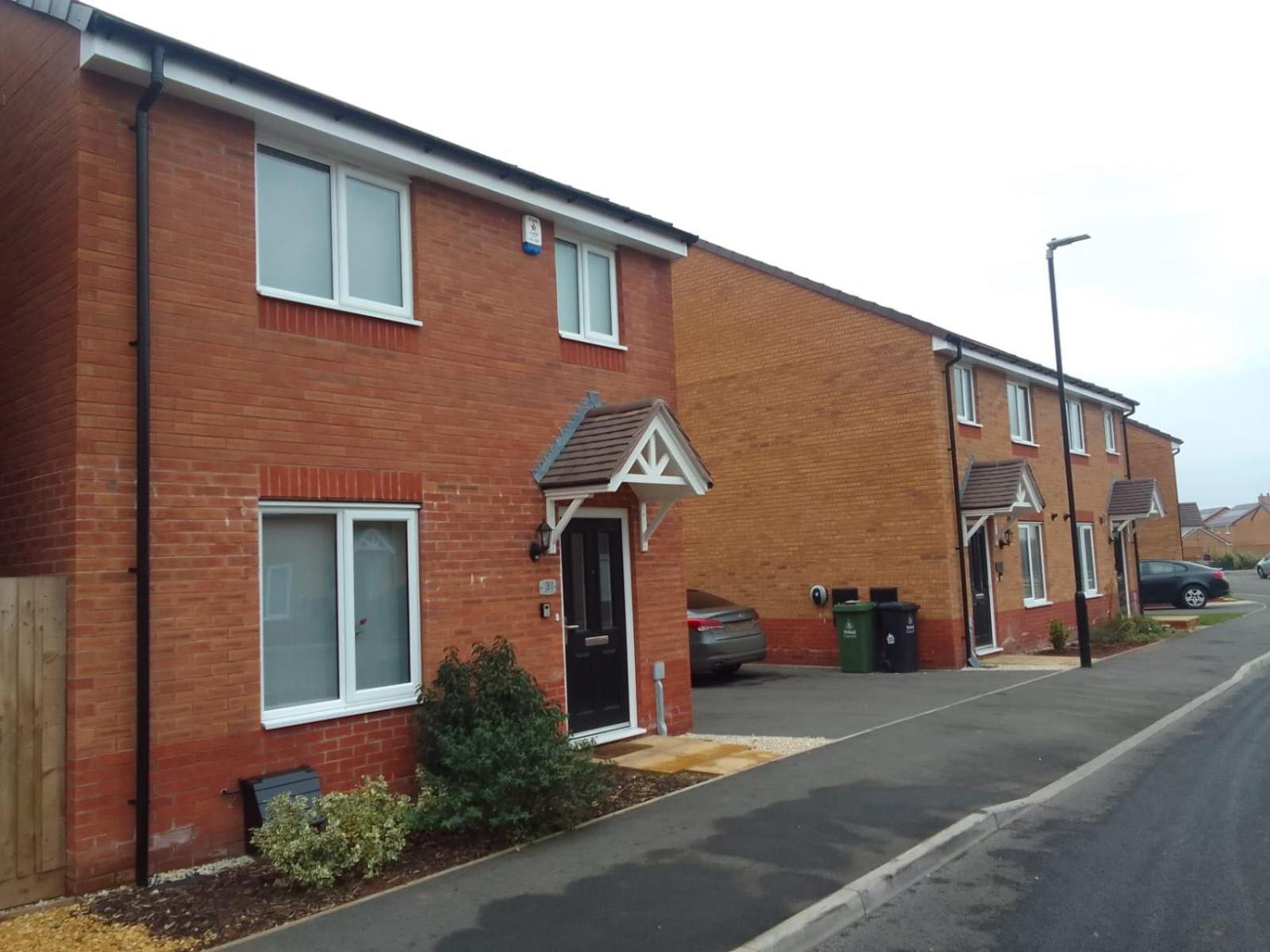 Cosy Stay In Walsall By Ideal Home Bloxwich Buitenkant foto